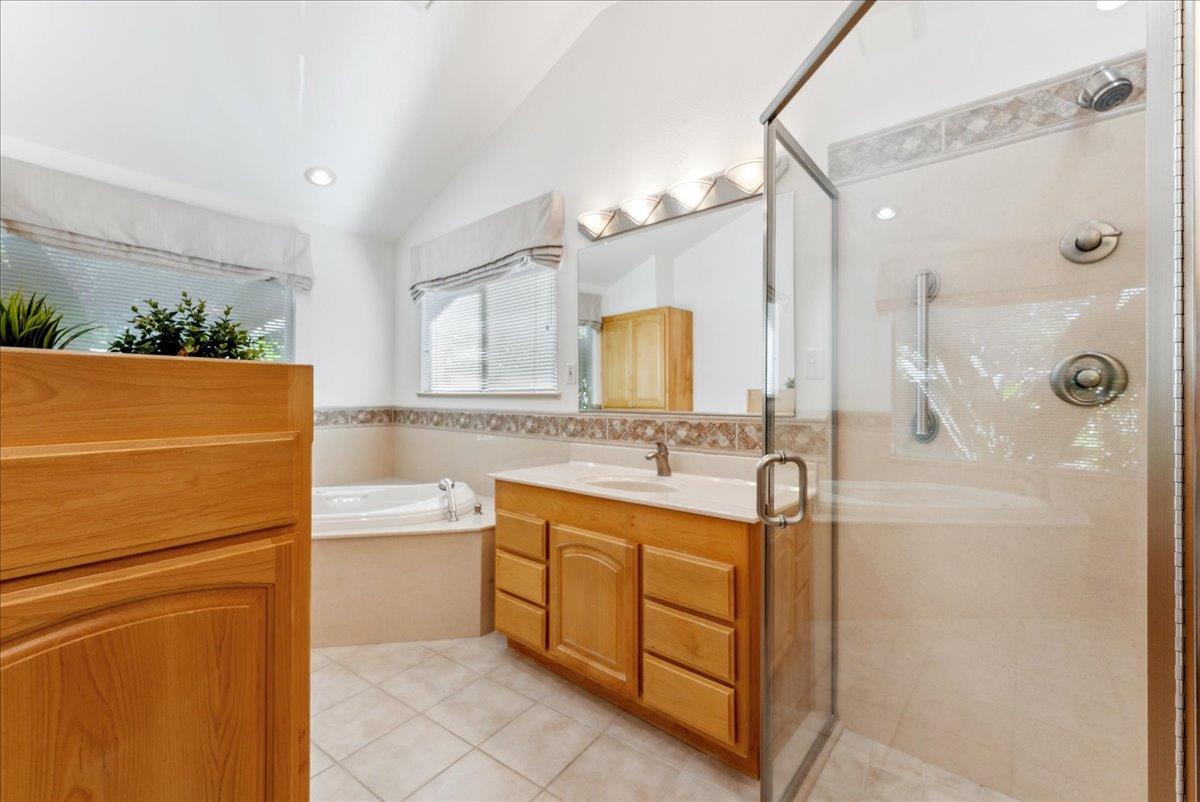 4125 Lusk Drive