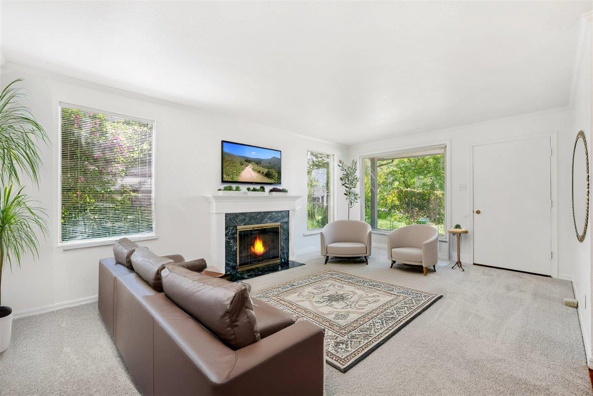 4125 Lusk Drive
