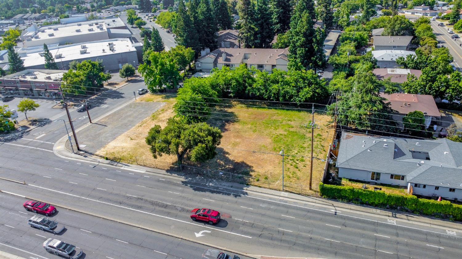 7210 Greenback Lane
