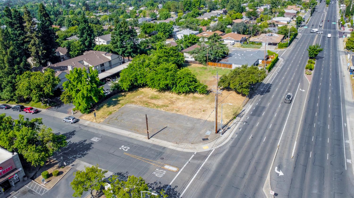 7210 Greenback Lane