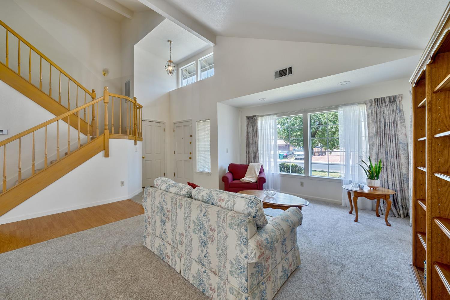 5827 Saint Thomas Court