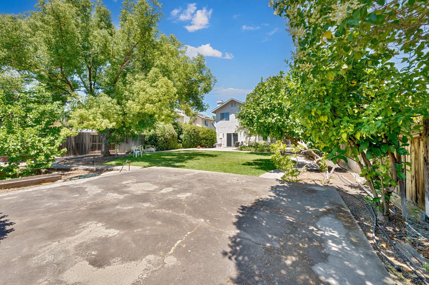 5827 Saint Thomas Court
