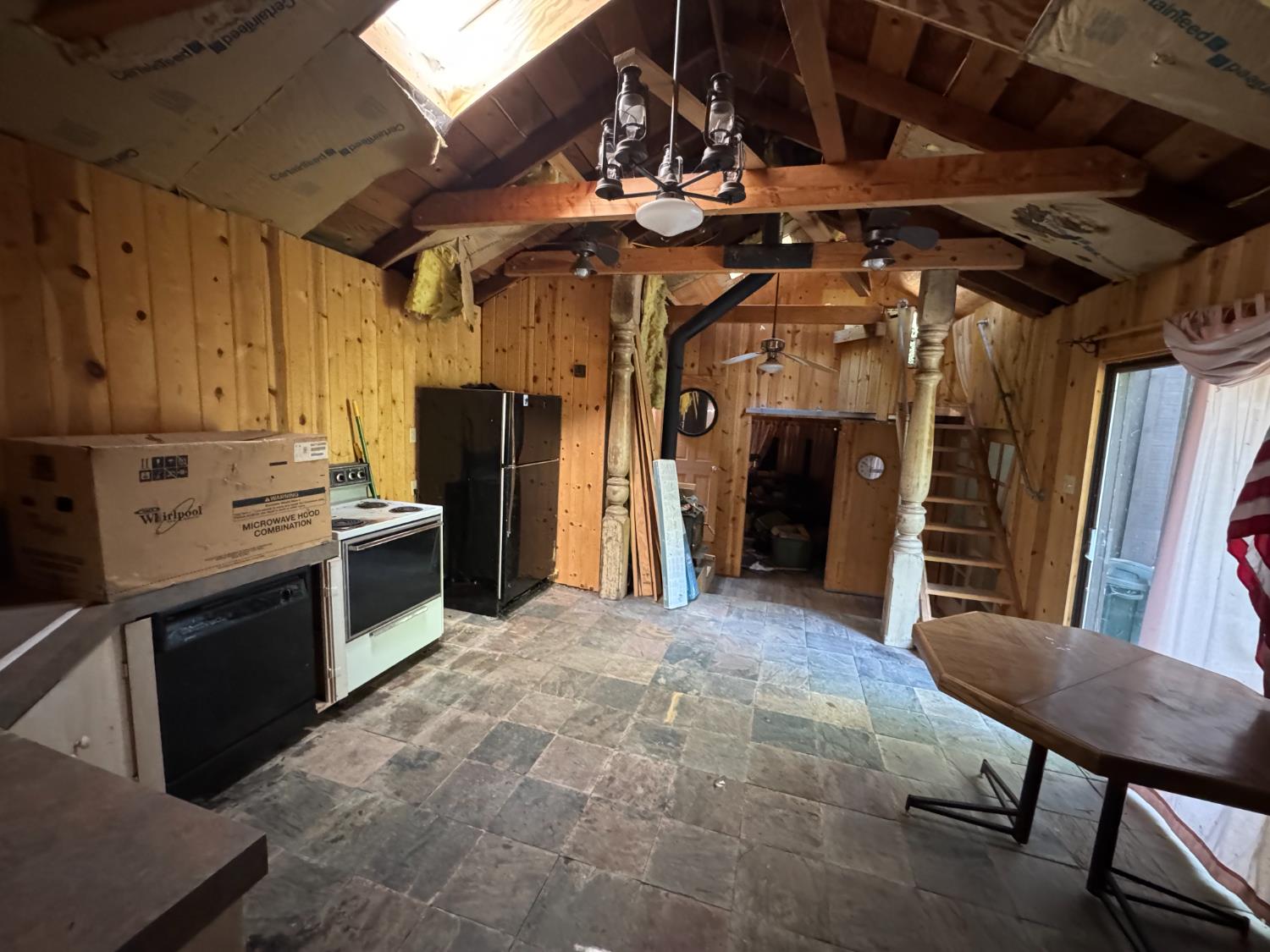 34 Milestone Tract Cabin 2 Trail