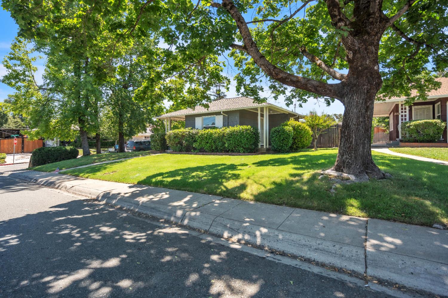 280 Fulweiler Avenue