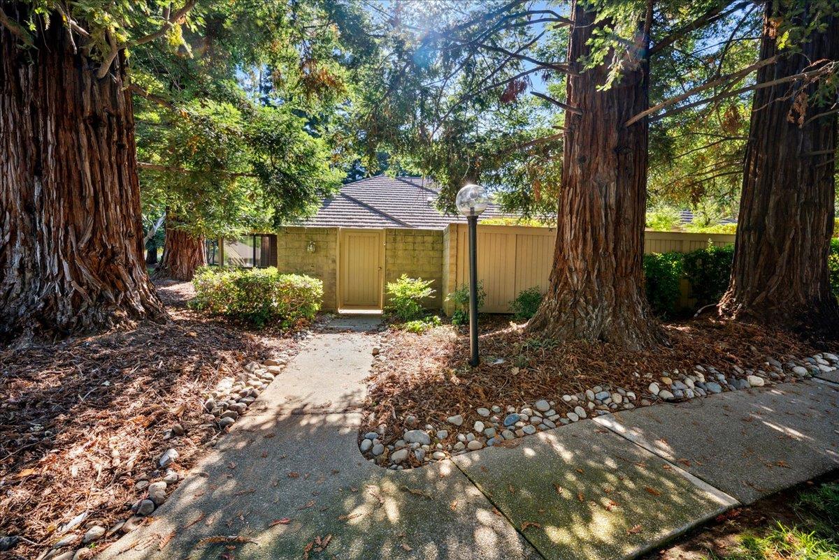 11600 Gold Country Boulevard