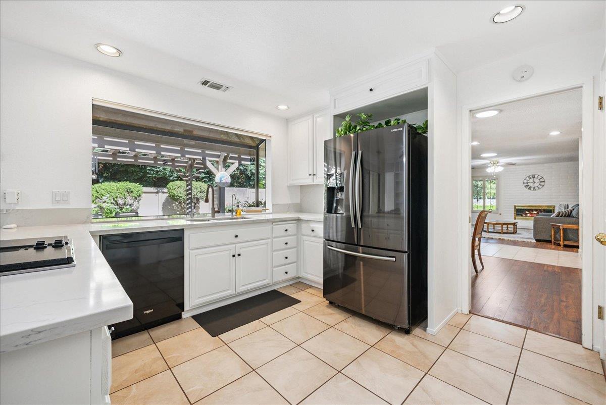 11600 Gold Country Boulevard