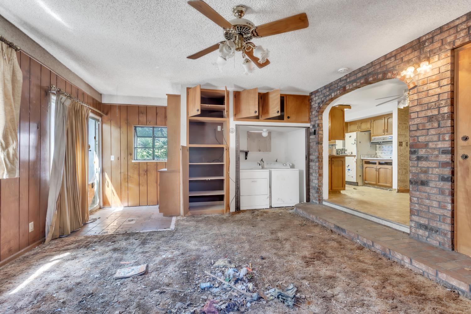 2104 Bowling Green Drive