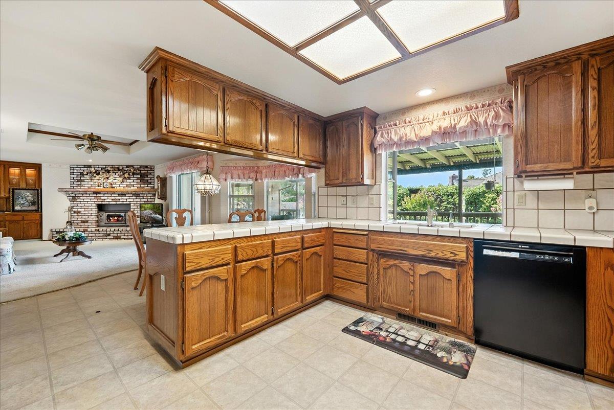 1012 Chippendale Way