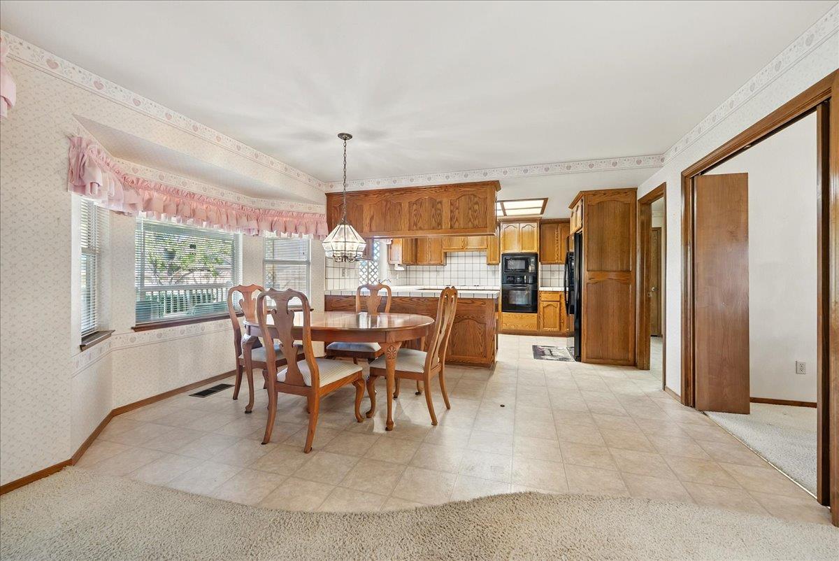 1012 Chippendale Way