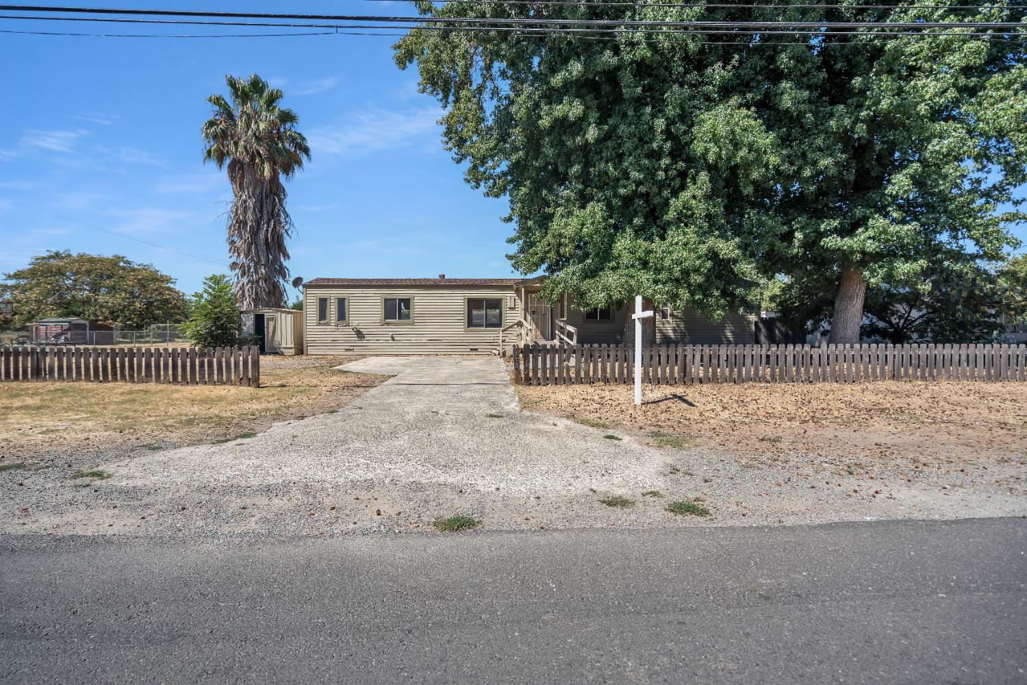 5778 Riverside Drive