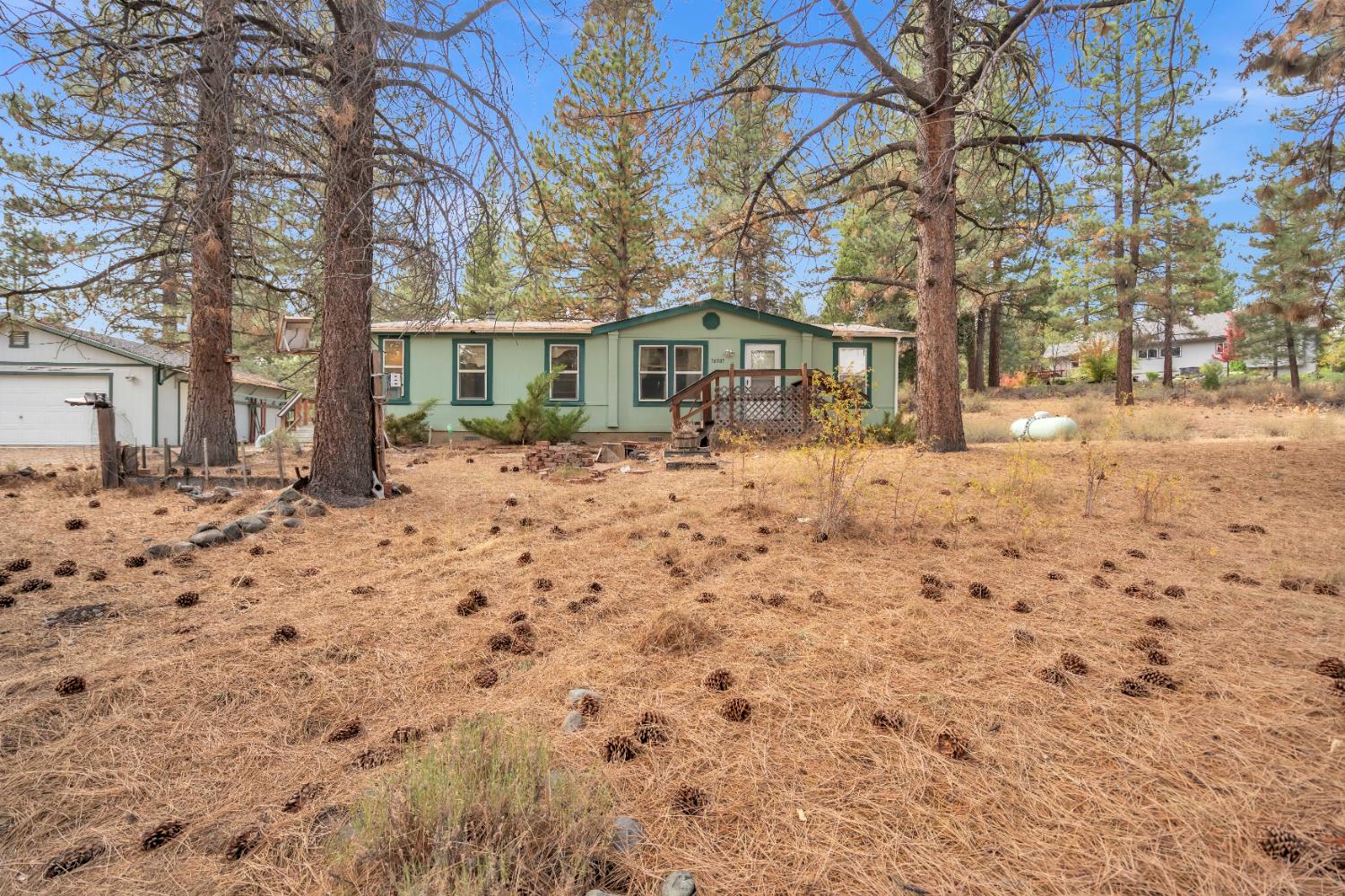 76587 Aspen Drive