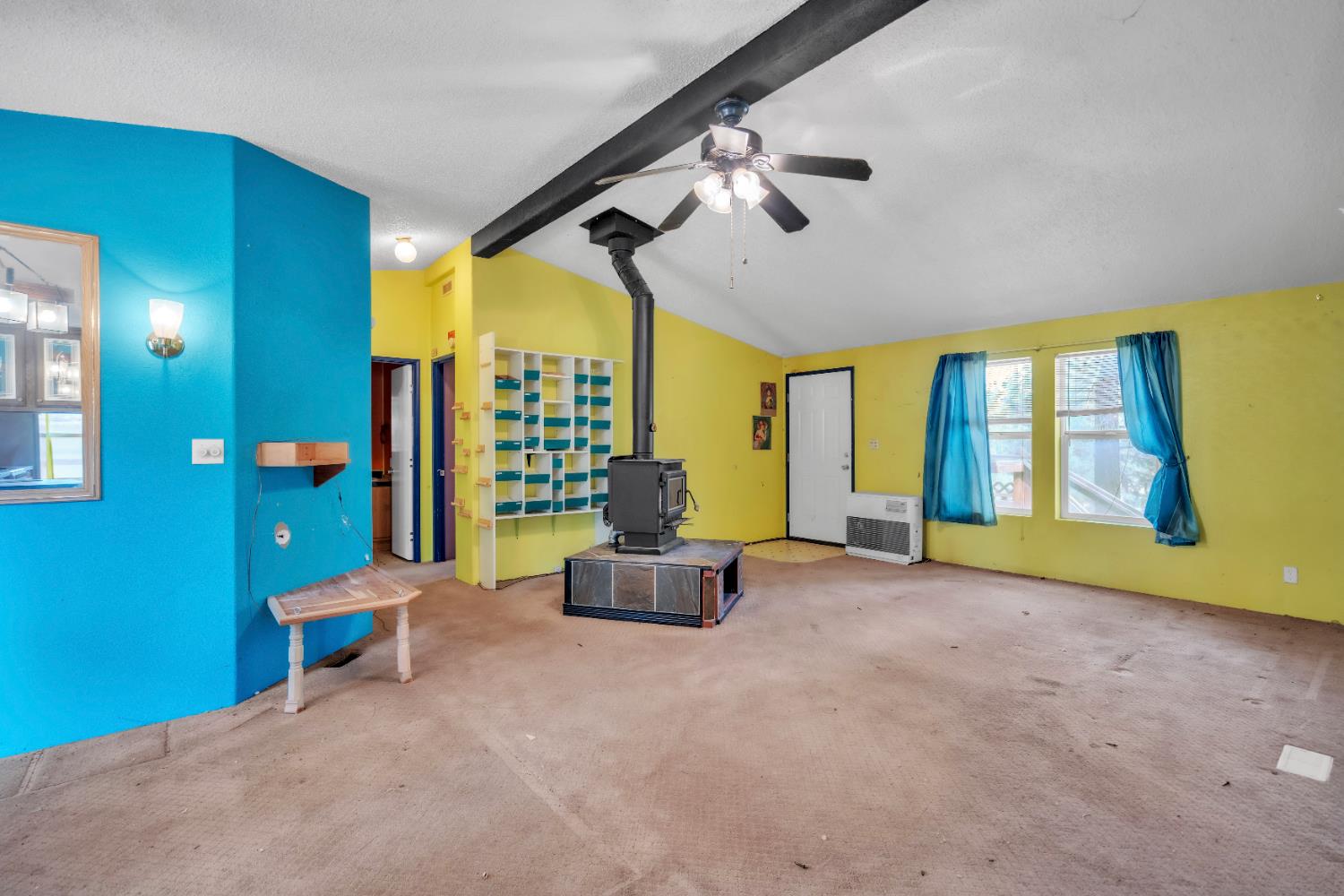 76587 Aspen Drive