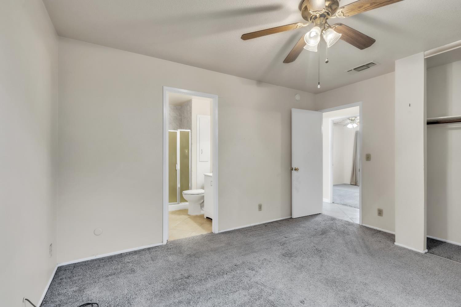 8018 Center Parkway