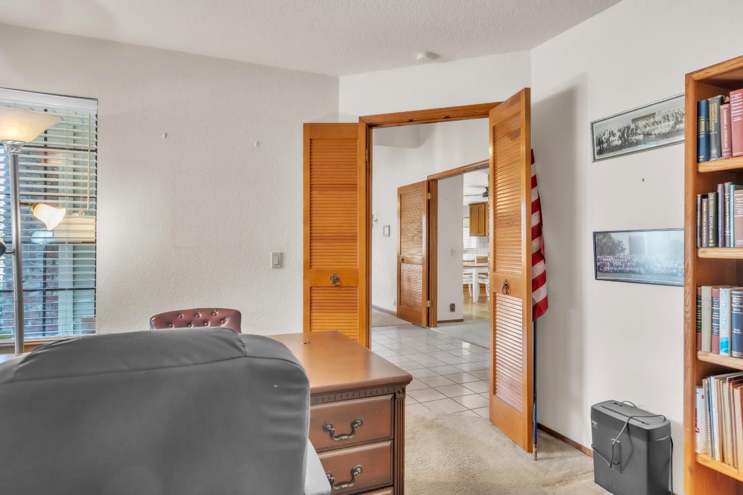 1046 Kensington Drive