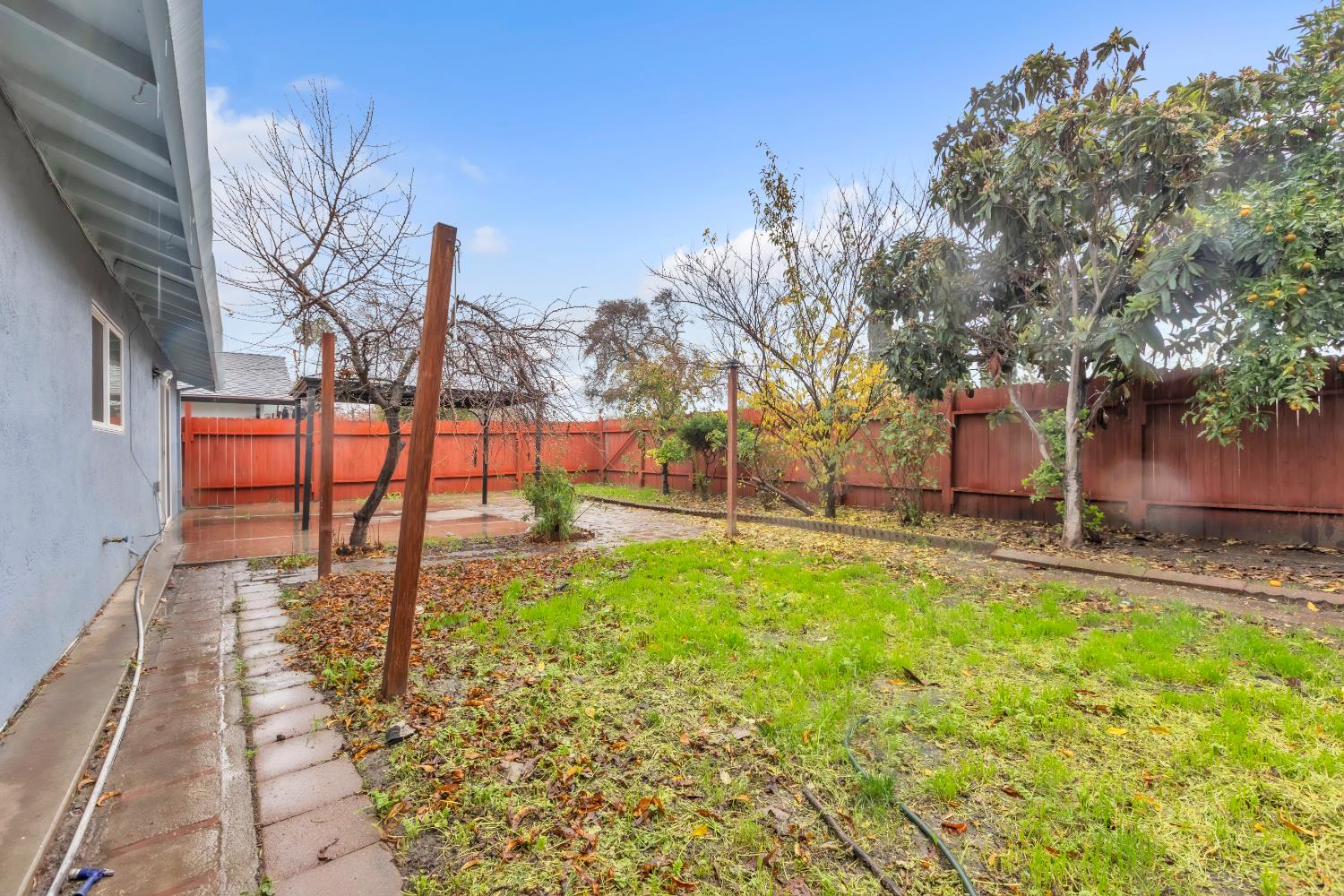 718 Castle Oaks Drive