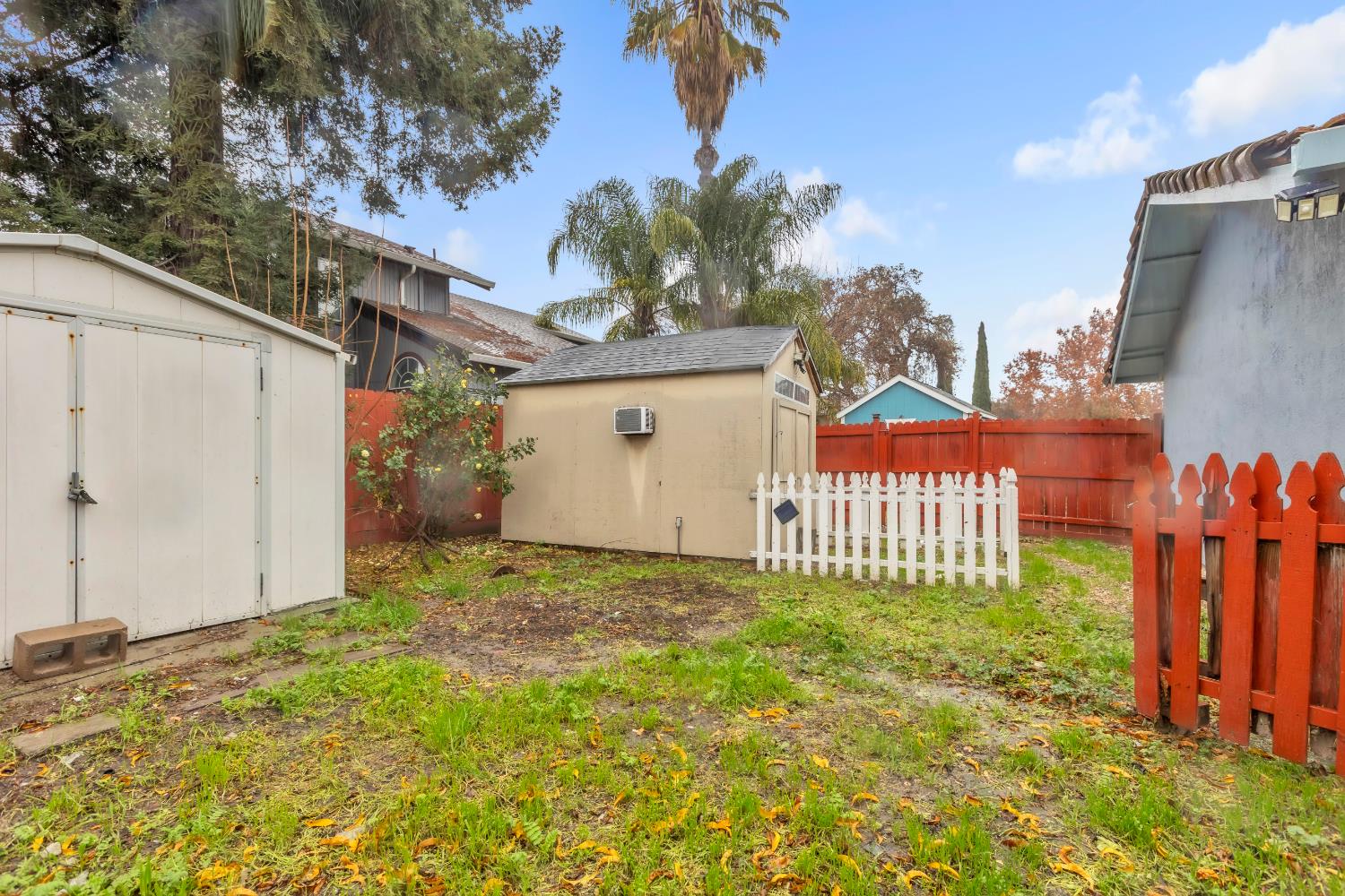 718 Castle Oaks Drive