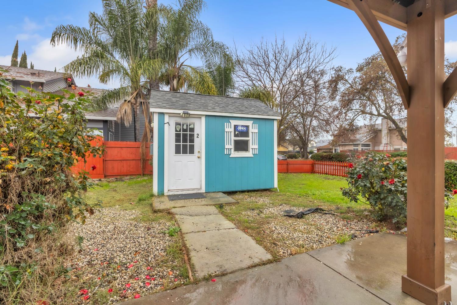 718 Castle Oaks Drive