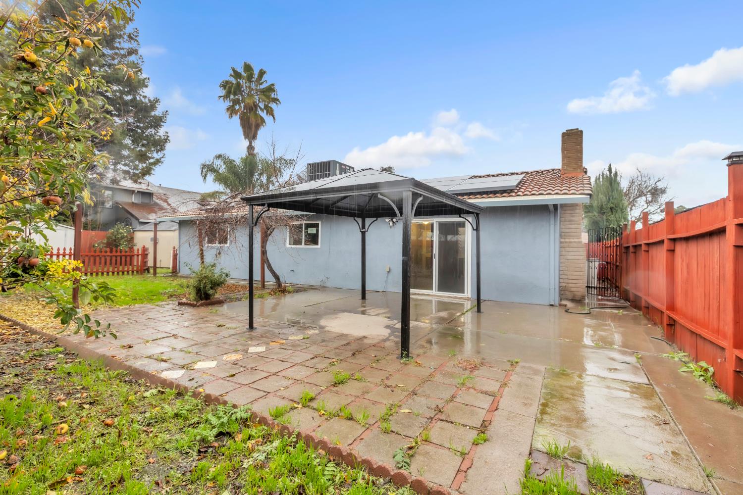 718 Castle Oaks Drive