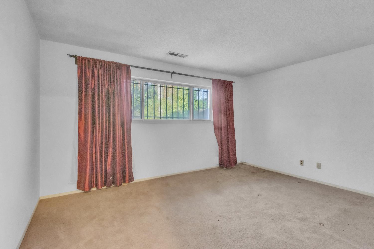 1102 Augusta Way