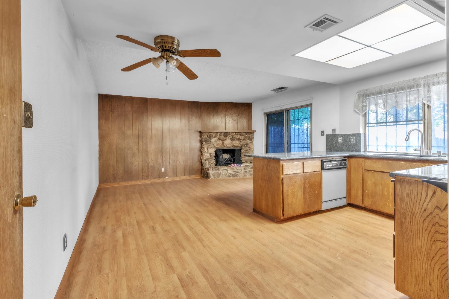 1102 Augusta Way