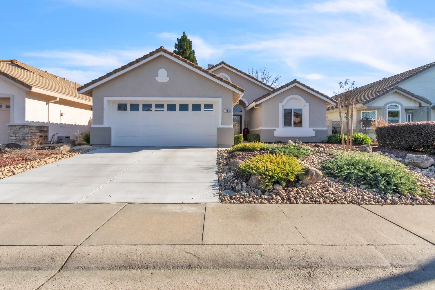 7209 Acorn Glen Loop