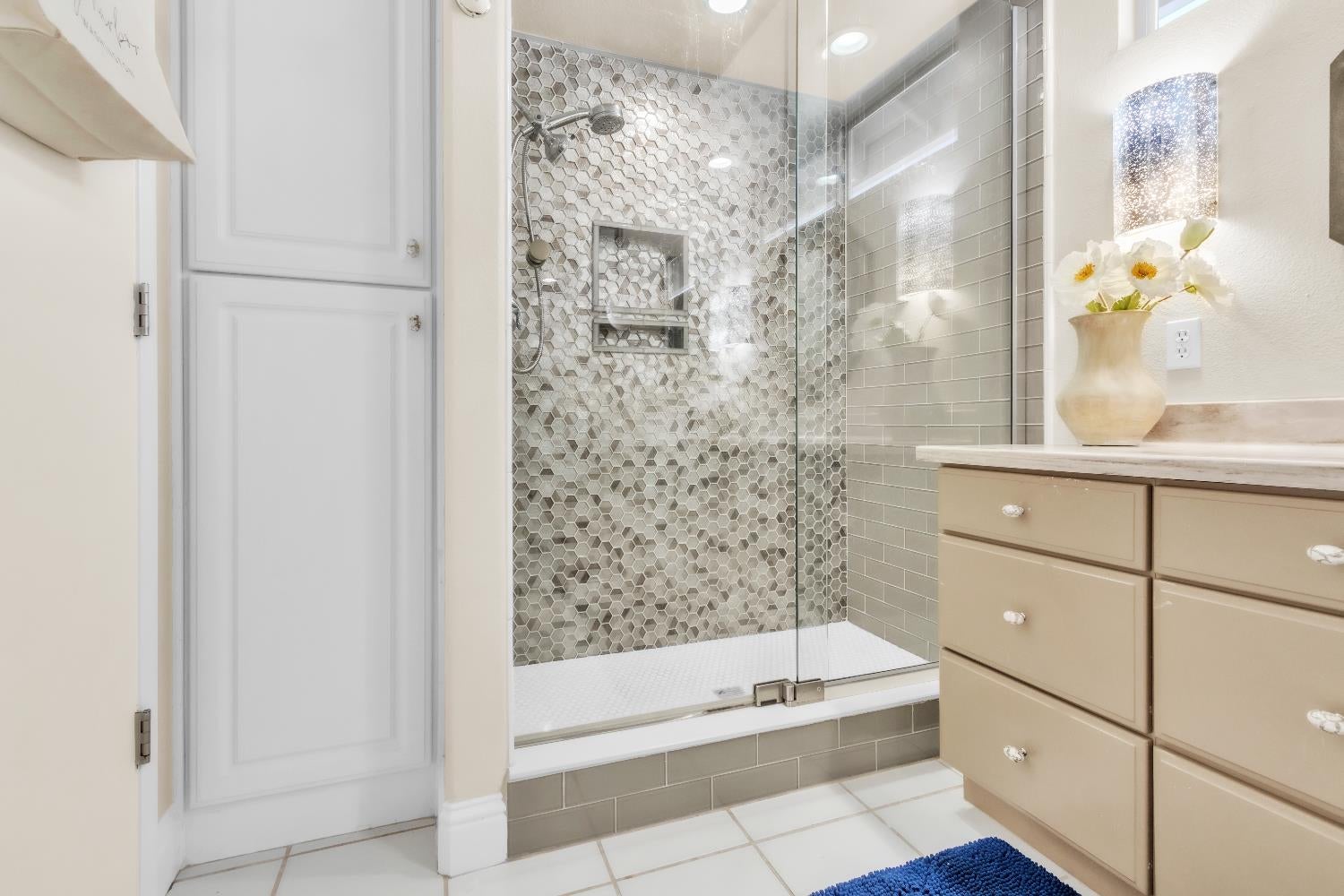 7209 Acorn Glen Loop
