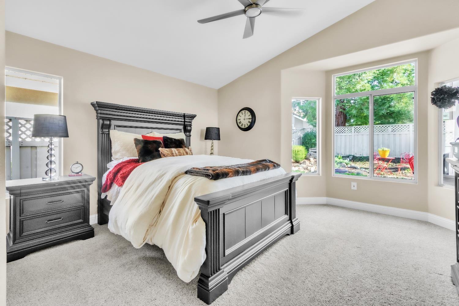 7209 Acorn Glen Loop