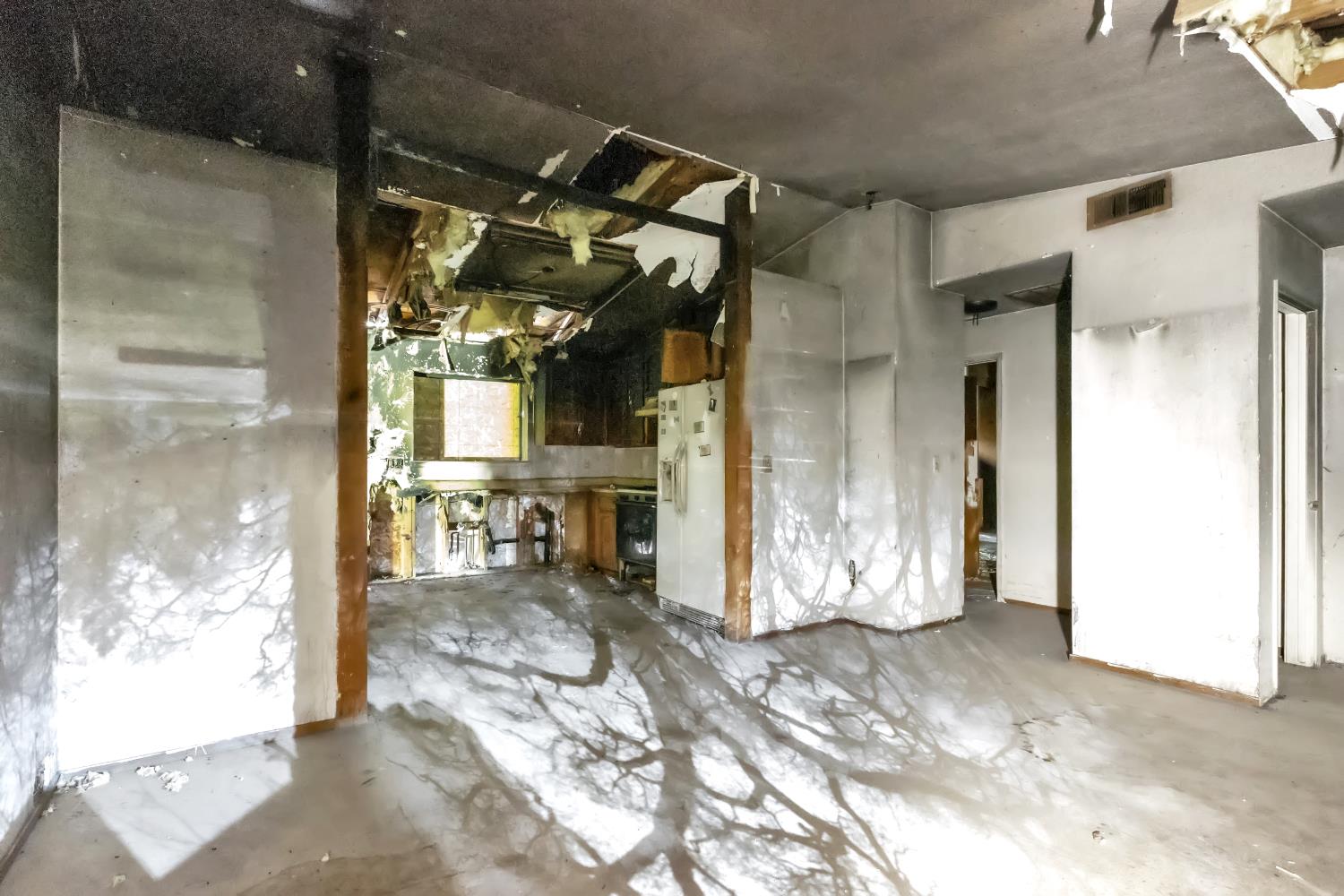10121 Valley Drive