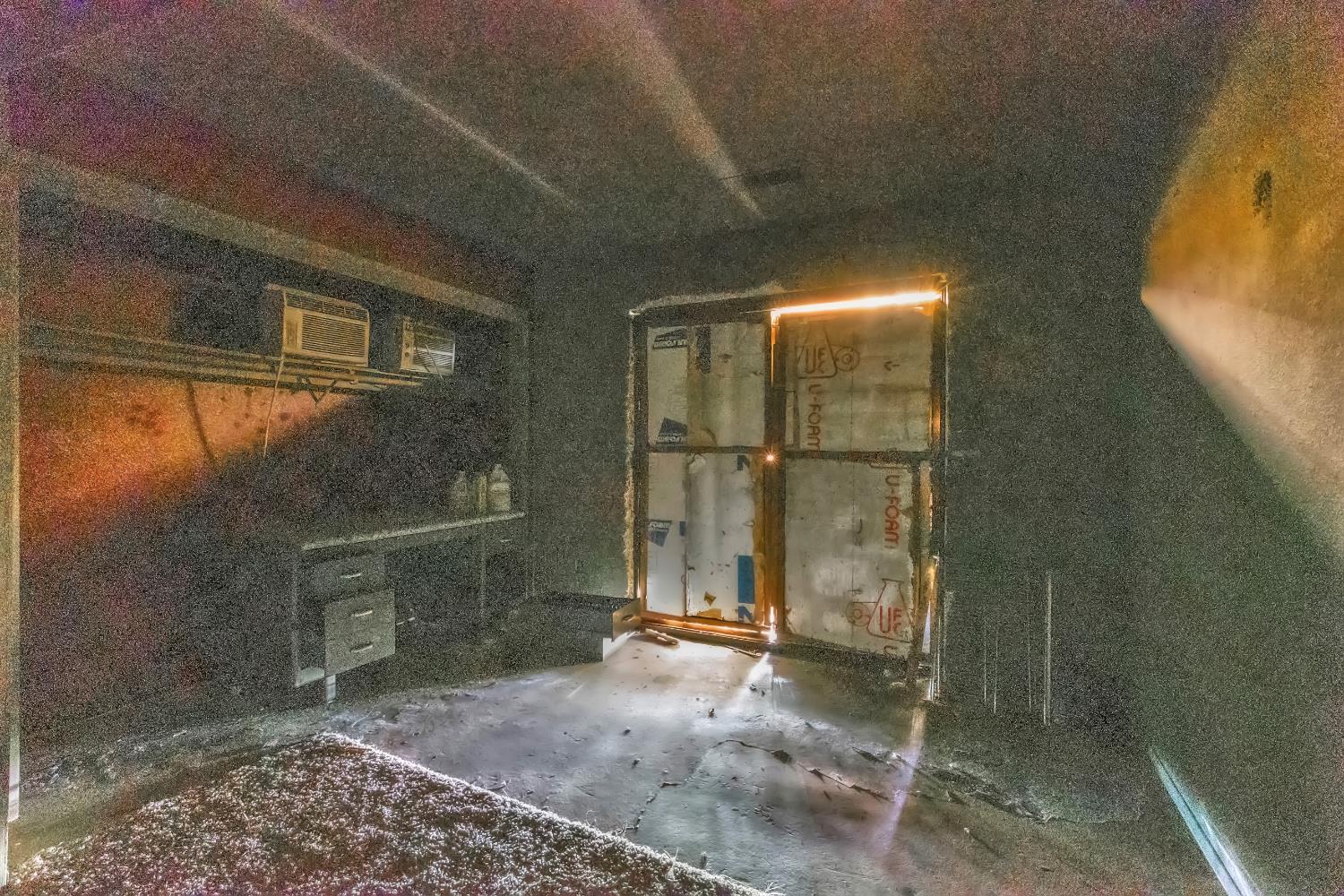 10121 Valley Drive