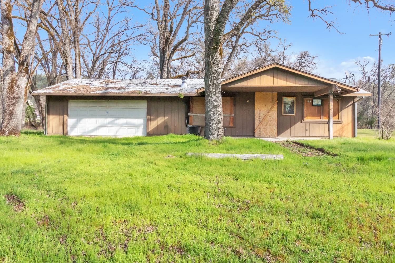 10121 Valley Drive