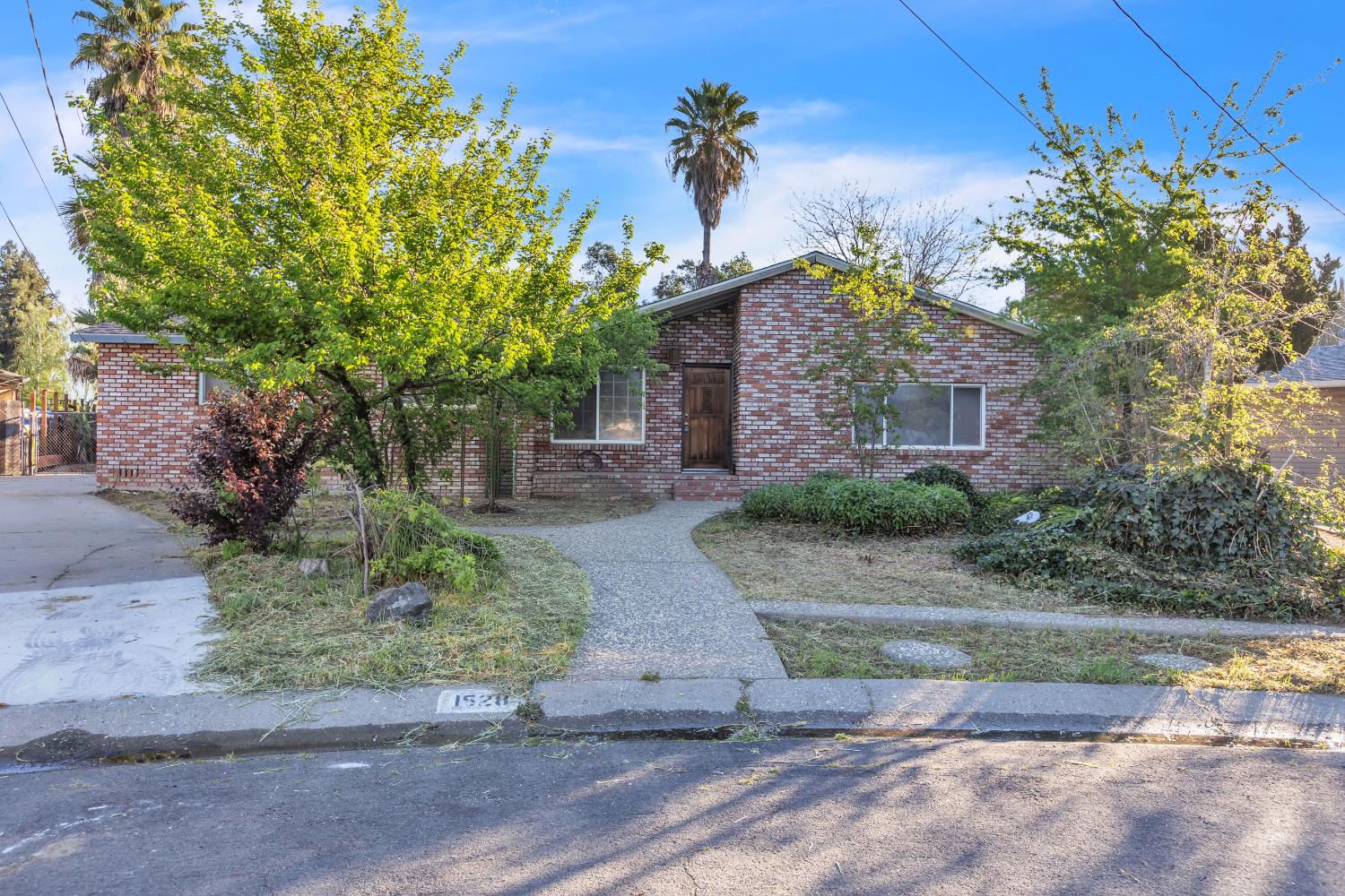 1528 Rancho Way