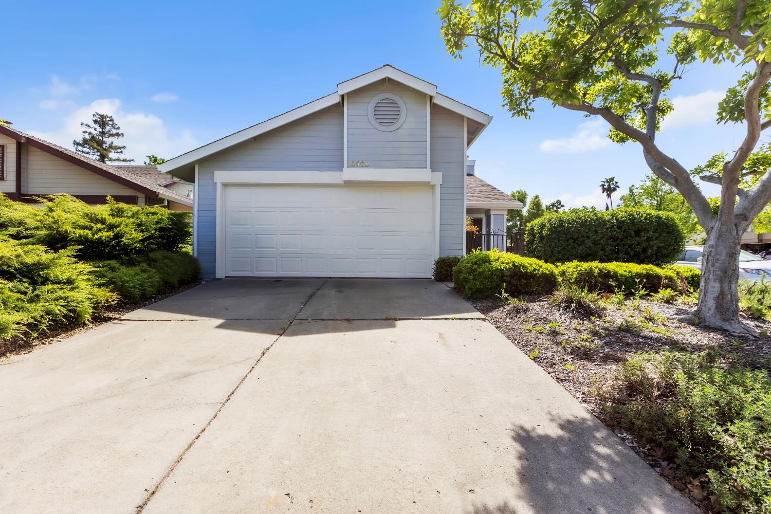 6400 Sunnyfield Way