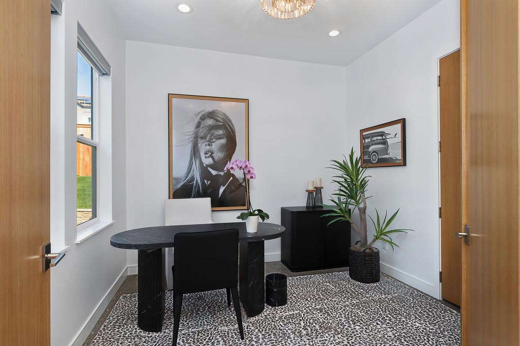 2037 Camino Verdera