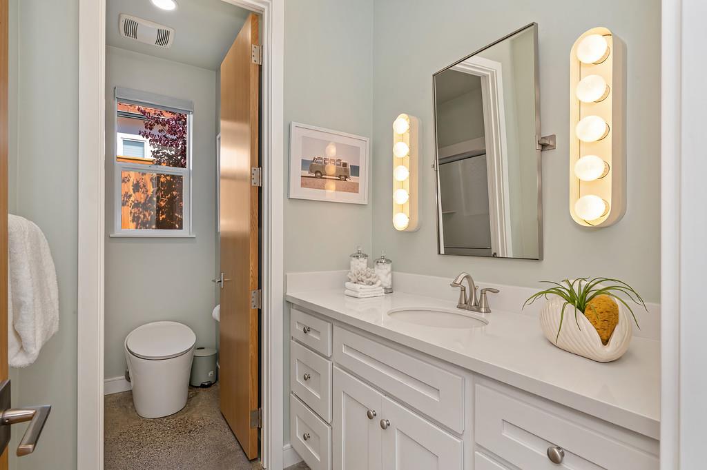 2037 Camino Verdera