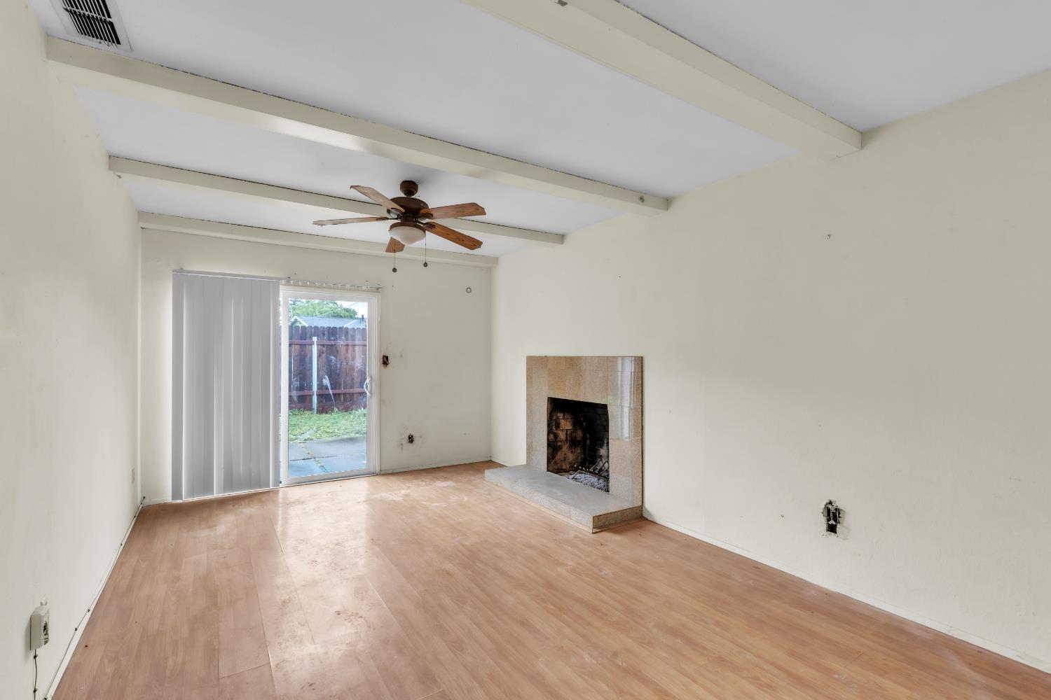 3421 Huntsman Drive
