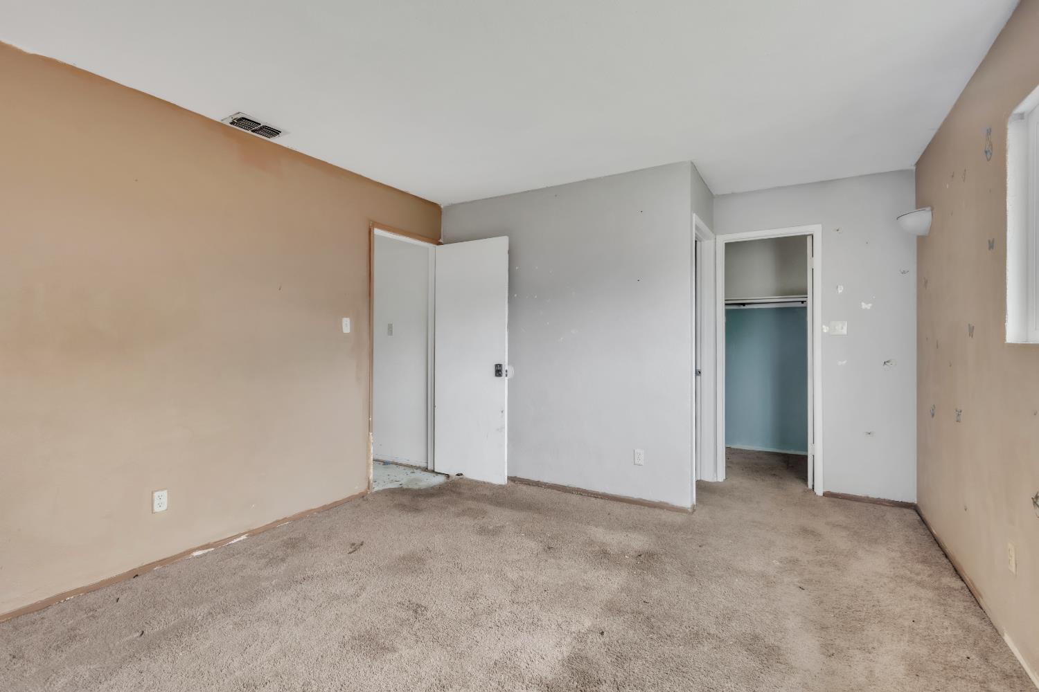 3421 Huntsman Drive
