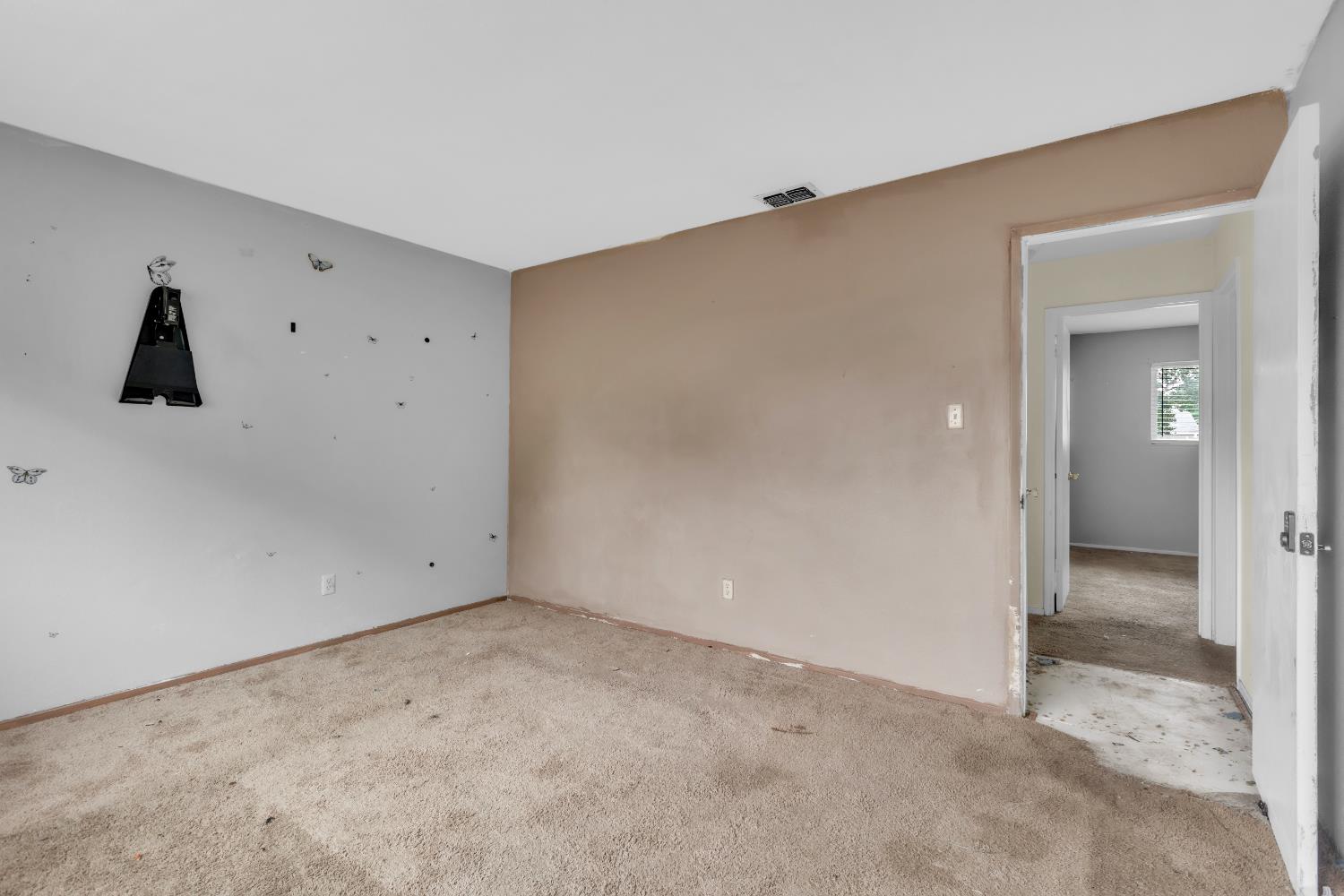 3421 Huntsman Drive