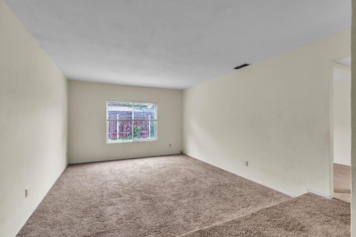3421 Huntsman Drive