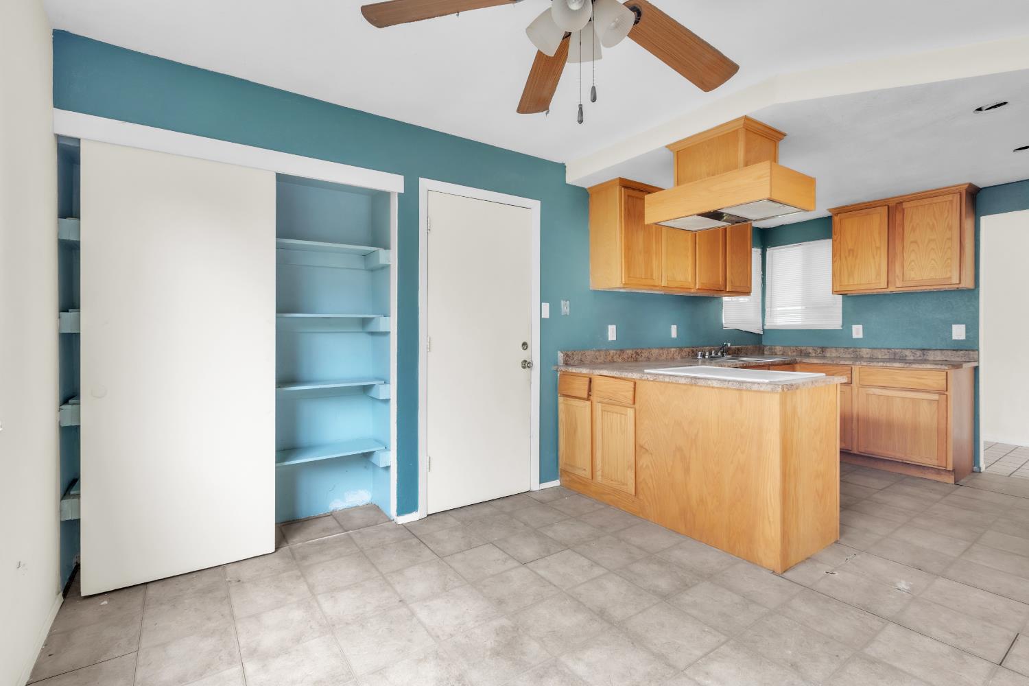 3421 Huntsman Drive