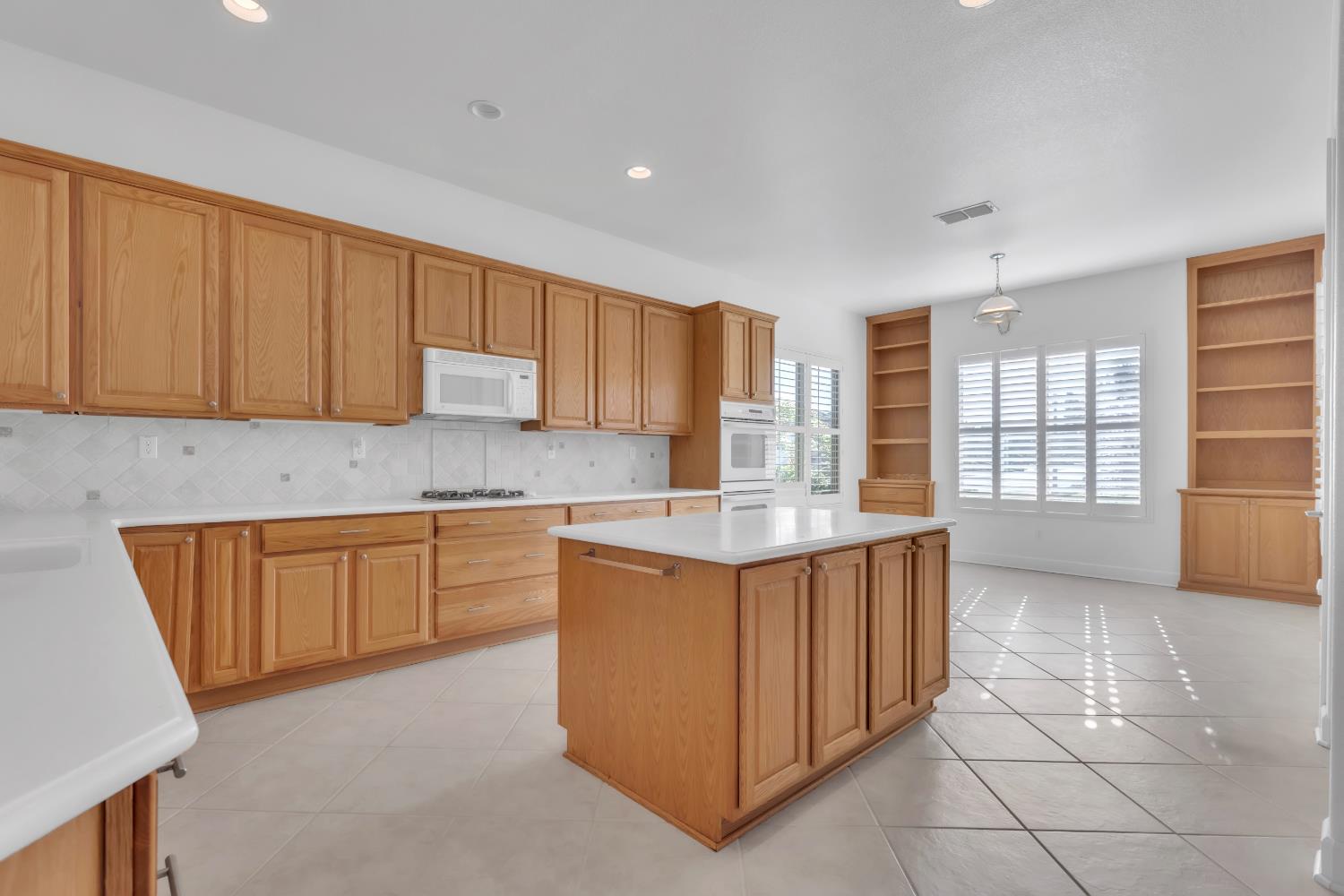 1800 Prairie View Lane