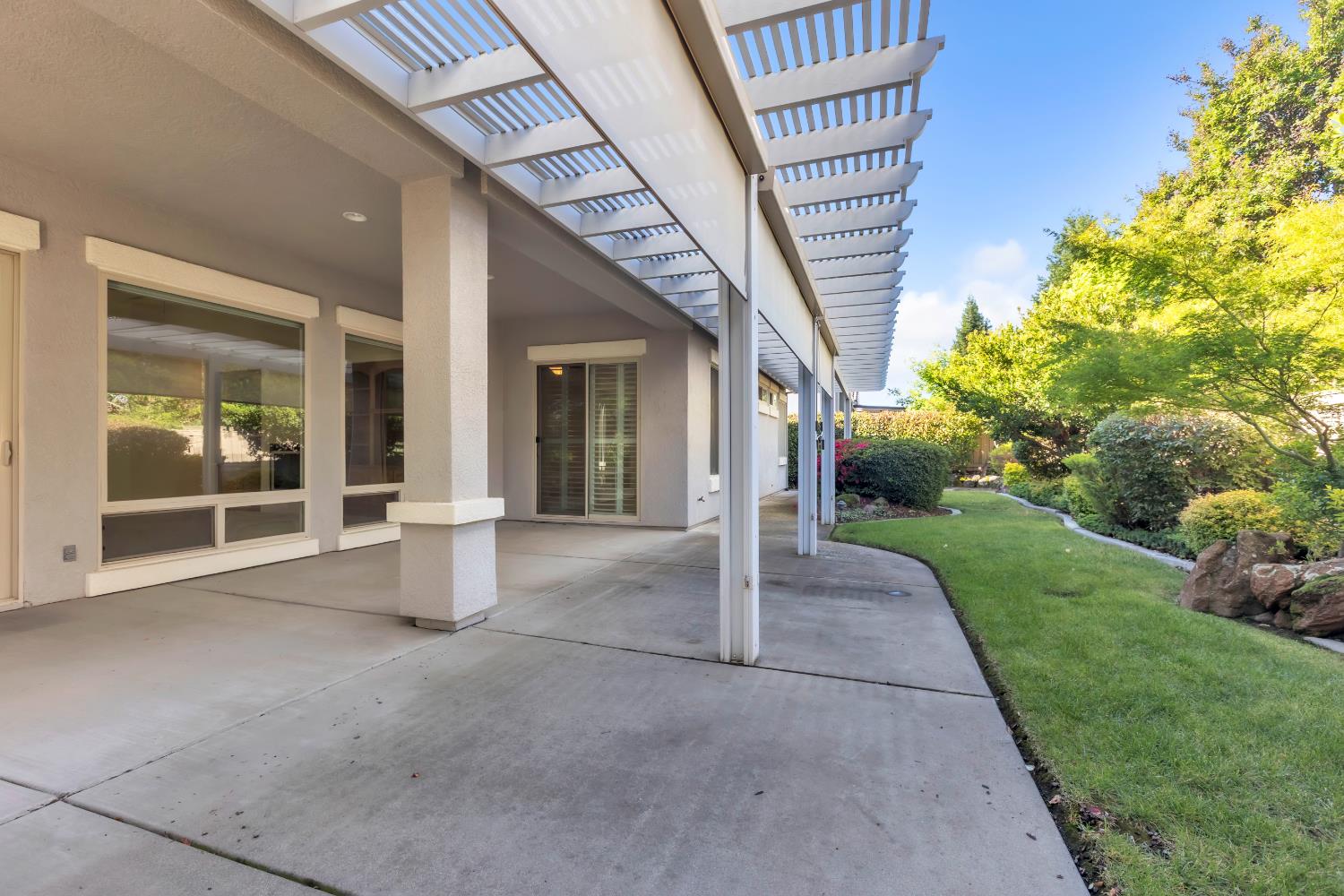 1800 Prairie View Lane