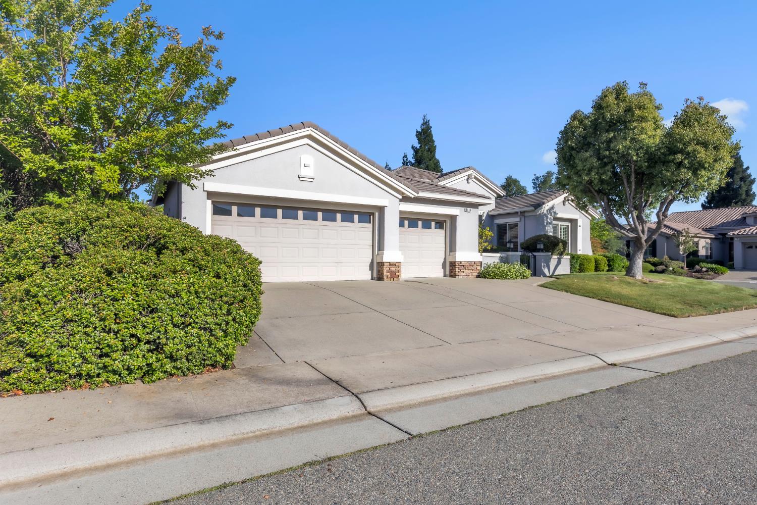 1800 Prairie View Lane