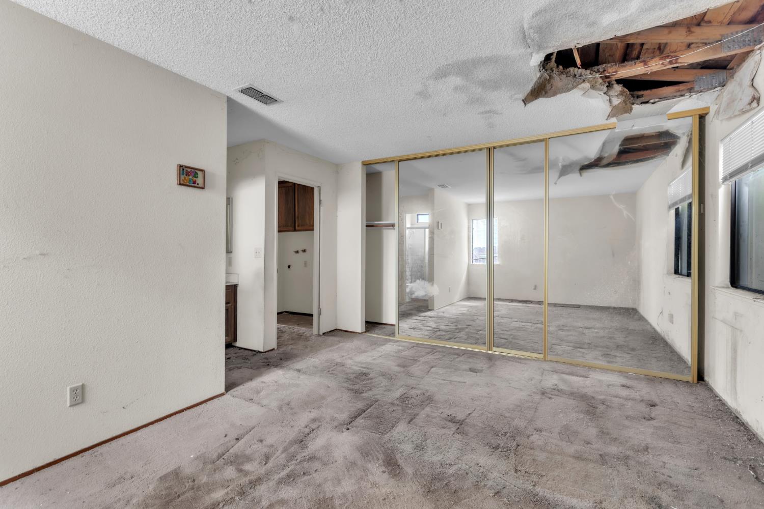15 Cedar Grove Court