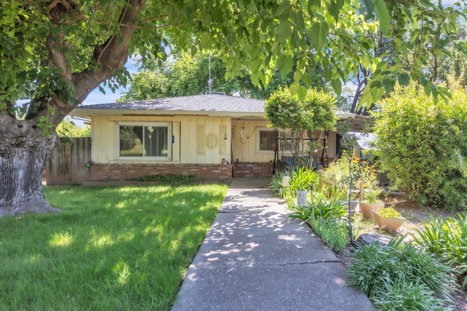 6630 Hazel Avenue