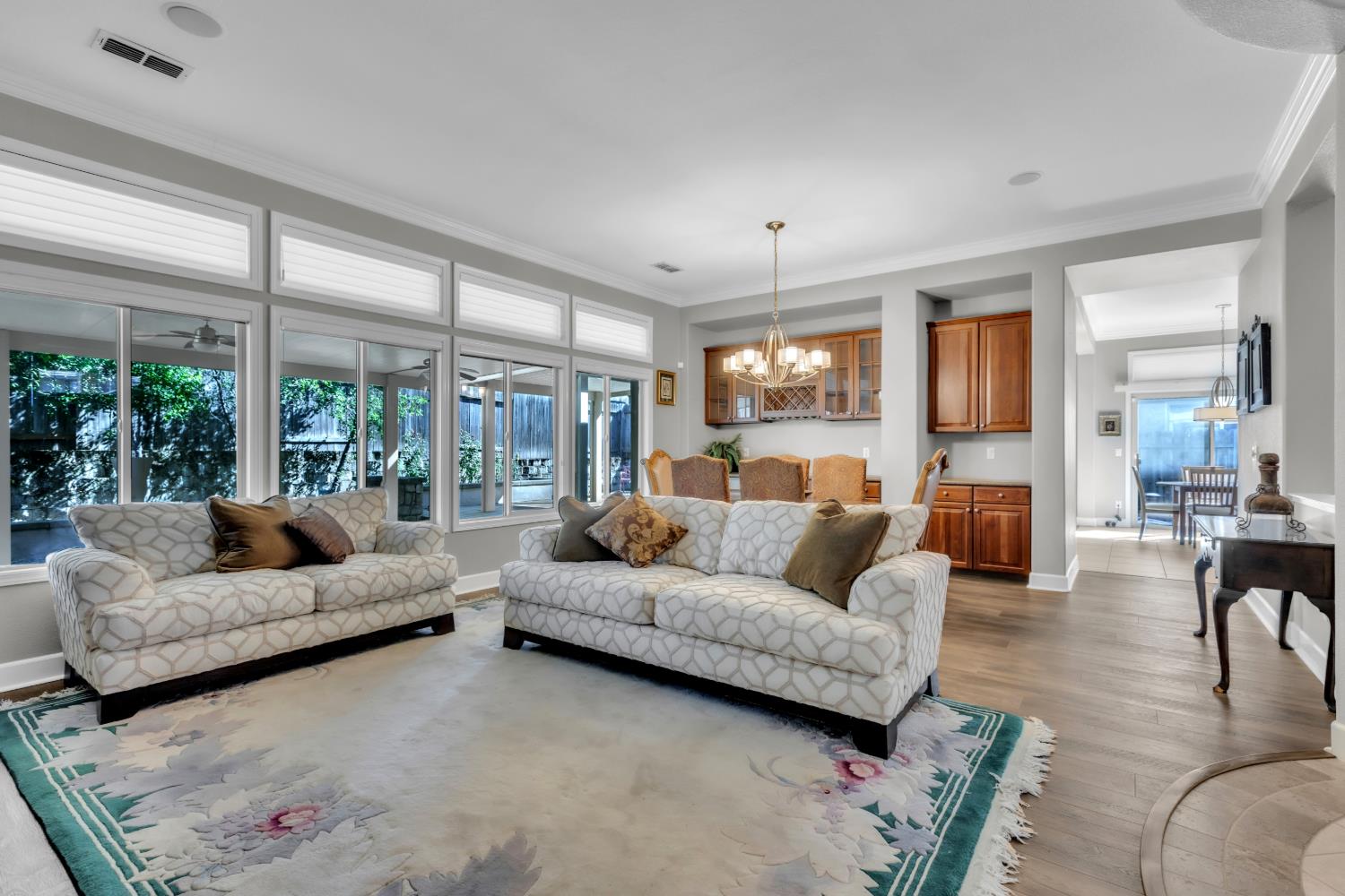 1616 Avondale Drive