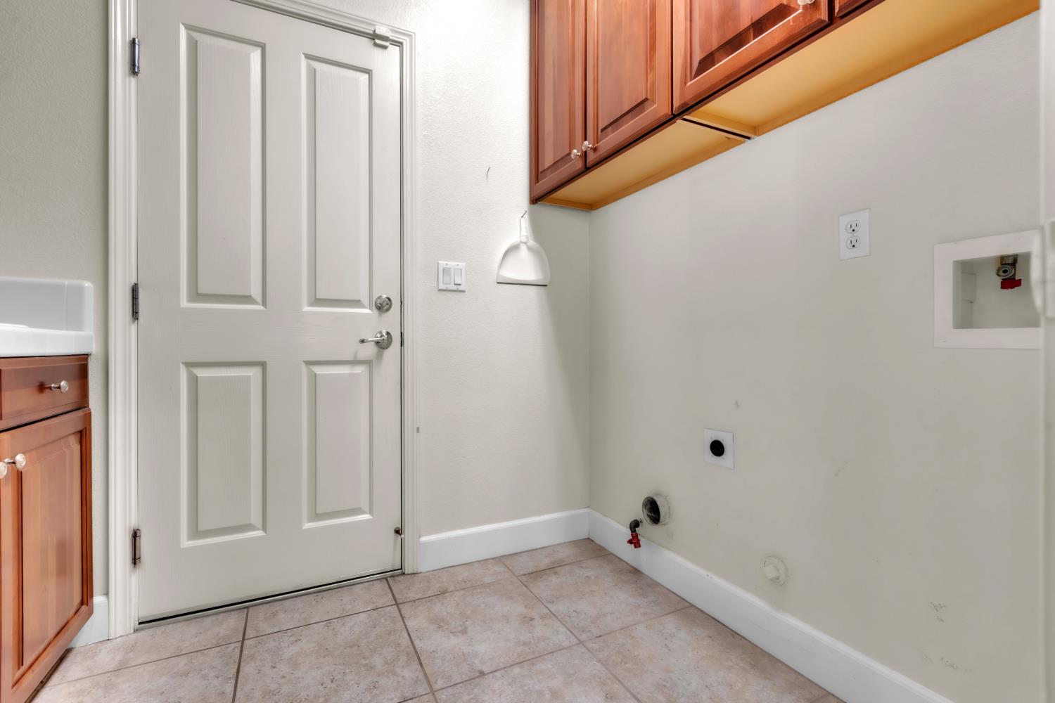 1616 Avondale Drive