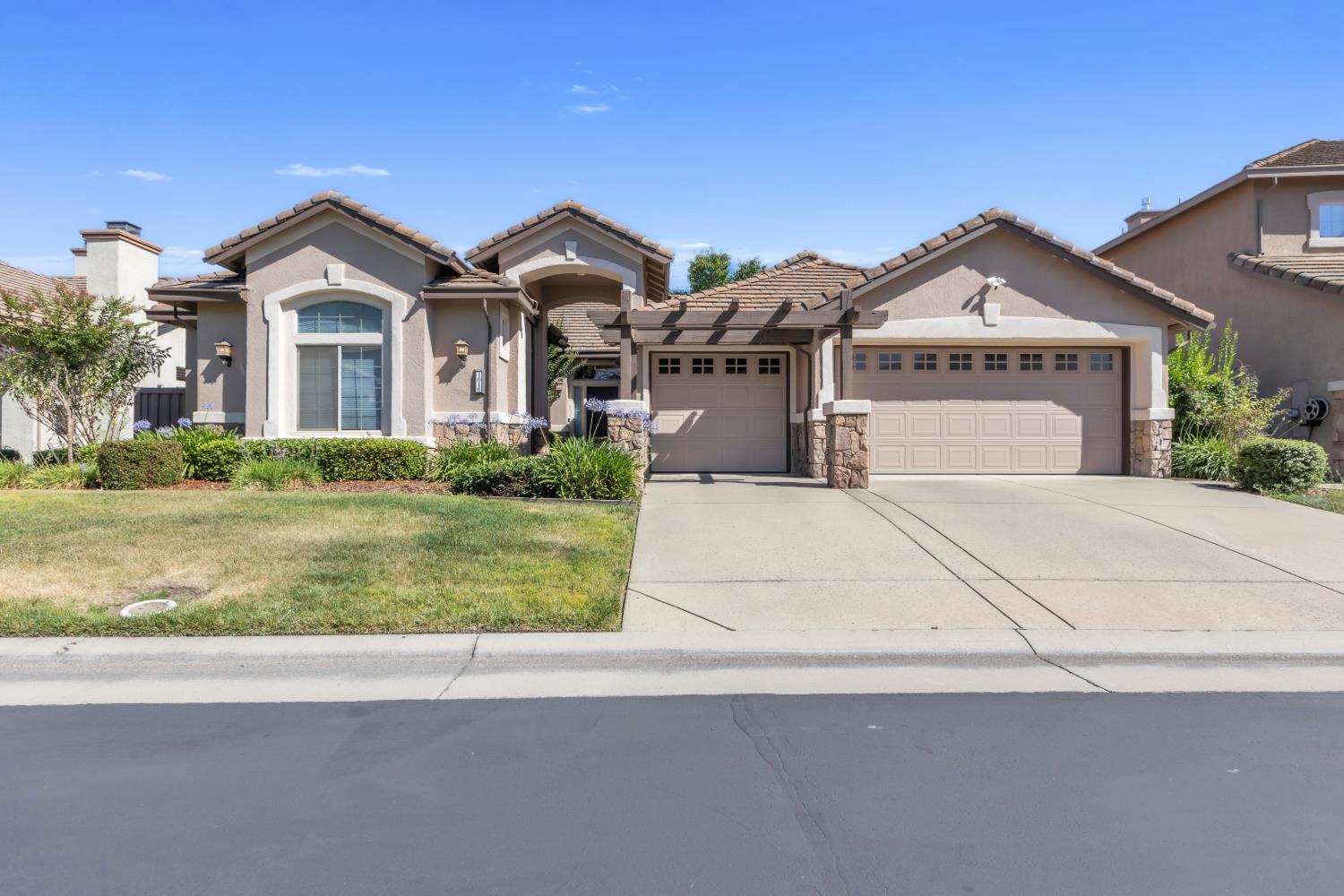 1616 Avondale Drive