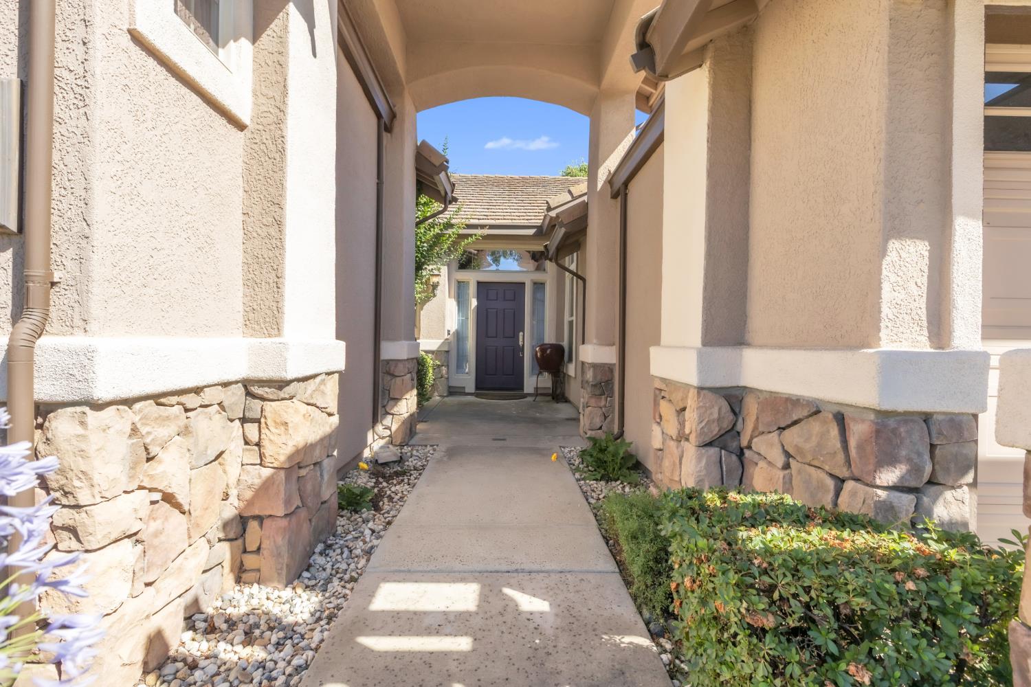 1616 Avondale Drive