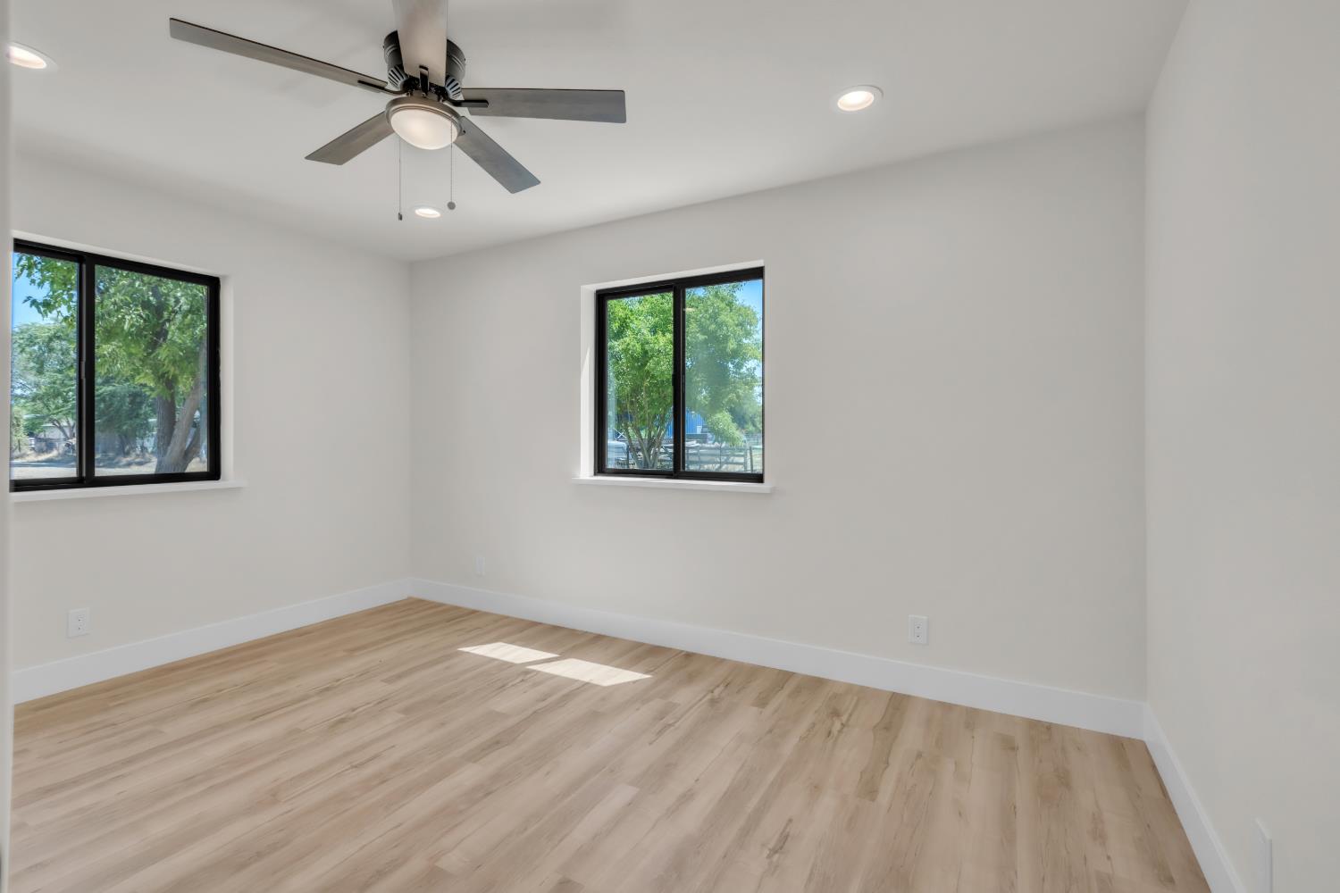 3559 Howsley Road