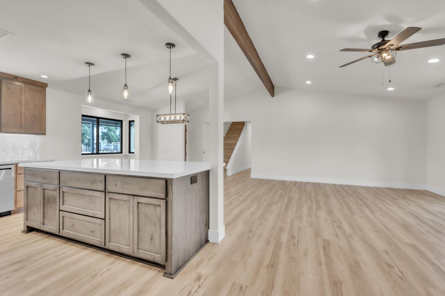 3559 Howsley Road